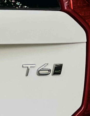 Вольво ХС90 2018 в Киеве на Automoto.ua Белый Вольво ХС90, объемом двигателя 1.97 л и пробегом 115 тыс. км за 37500 $, фото 6 на Automoto.ua