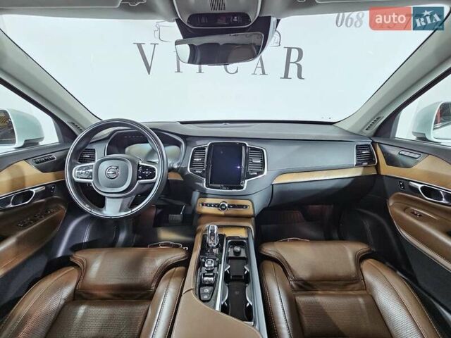 Білий Вольво ХС90, об'ємом двигуна 1.97 л та пробігом 67 тис. км за 44999 $, фото 20 на Automoto.ua