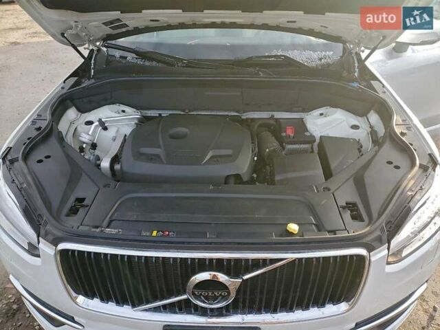 Белый Вольво ХС90, объемом двигателя 1.97 л и пробегом 159 тыс. км за 8100 $, фото 11 на Automoto.ua