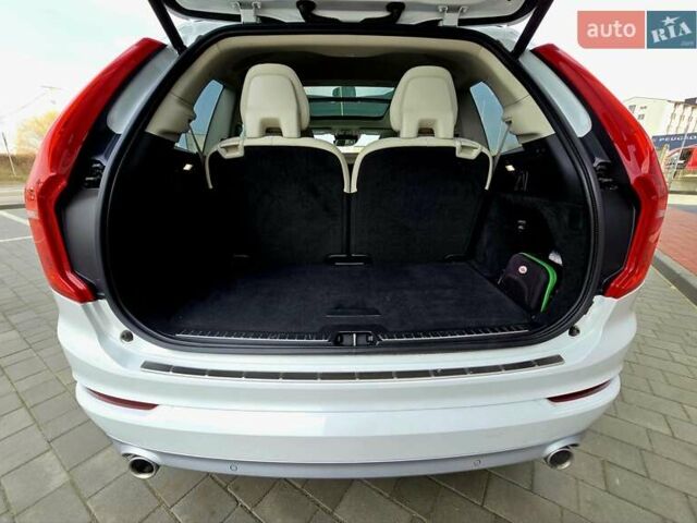 Белый Вольво ХС90, объемом двигателя 1.97 л и пробегом 176 тыс. км за 33950 $, фото 52 на Automoto.ua