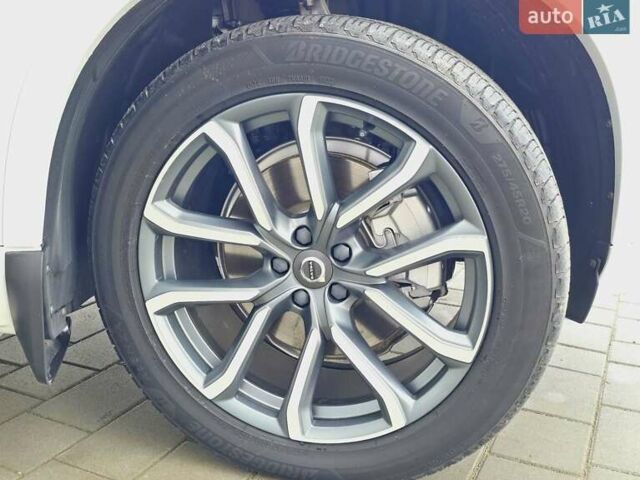 Белый Вольво ХС90, объемом двигателя 1.97 л и пробегом 176 тыс. км за 33950 $, фото 33 на Automoto.ua