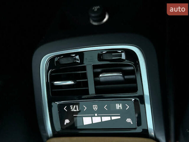 Белый Вольво ХС90, объемом двигателя 2 л и пробегом 140 тыс. км за 43500 $, фото 19 на Automoto.ua