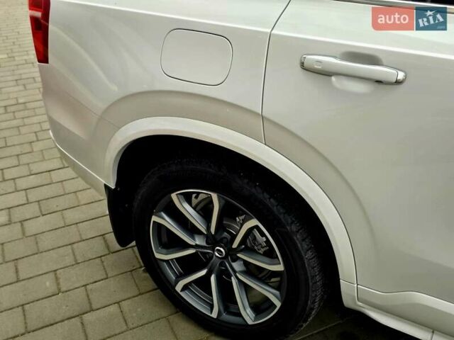 Белый Вольво ХС90, объемом двигателя 1.97 л и пробегом 176 тыс. км за 33950 $, фото 26 на Automoto.ua