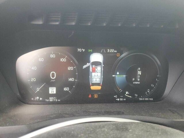 Белый Вольво ХС90, объемом двигателя 2 л и пробегом 88 тыс. км за 18000 $, фото 9 на Automoto.ua