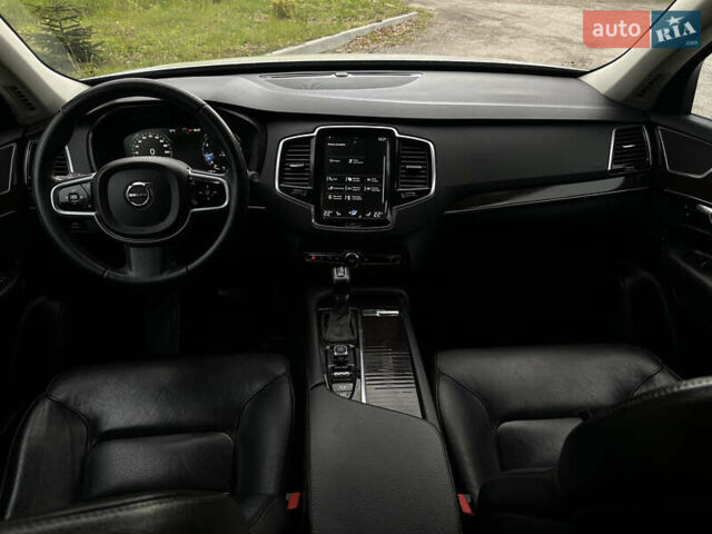 Белый Вольво ХС90, объемом двигателя 2 л и пробегом 160 тыс. км за 32800 $, фото 14 на Automoto.ua
