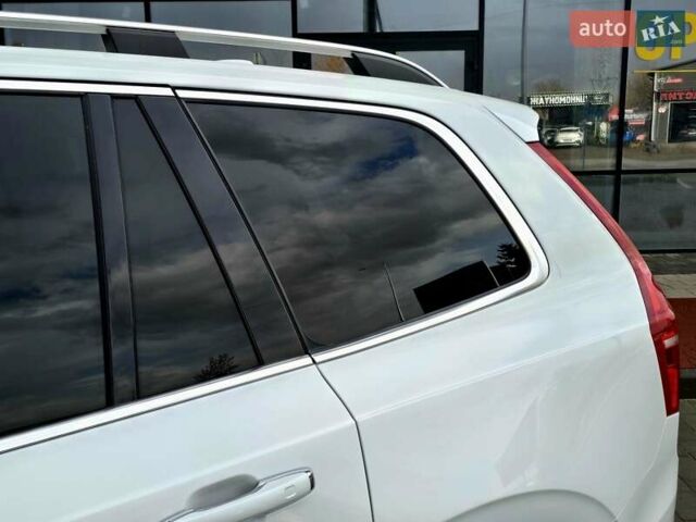 Белый Вольво ХС90, объемом двигателя 1.97 л и пробегом 176 тыс. км за 33950 $, фото 19 на Automoto.ua