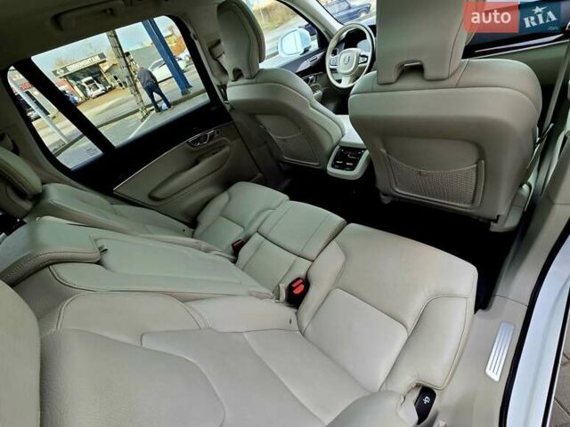 Белый Вольво ХС90, объемом двигателя 1.97 л и пробегом 176 тыс. км за 33950 $, фото 48 на Automoto.ua