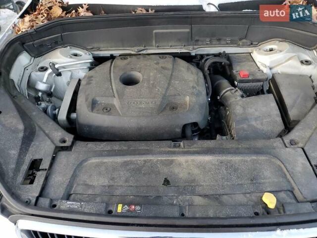 Білий Вольво ХС90, об'ємом двигуна 1.97 л та пробігом 131 тис. км за 8000 $, фото 11 на Automoto.ua