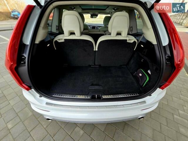 Белый Вольво ХС90, объемом двигателя 1.97 л и пробегом 176 тыс. км за 33950 $, фото 53 на Automoto.ua