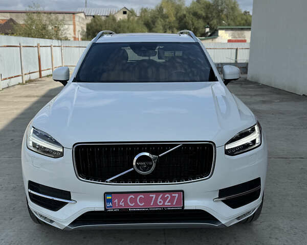 Белый Вольво ХС90, объемом двигателя 2 л и пробегом 99 тыс. км за 29500 $, фото 1 на Automoto.ua