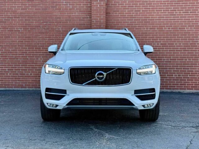 Белый Вольво ХС90, объемом двигателя 2 л и пробегом 42 тыс. км за 7600 $, фото 1 на Automoto.ua