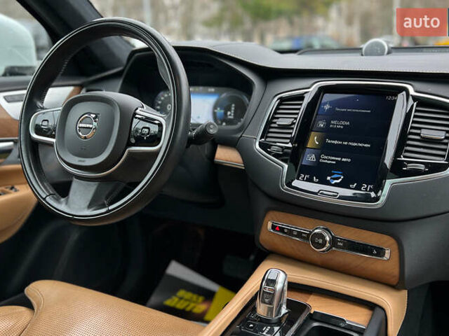 Белый Вольво ХС90, объемом двигателя 2 л и пробегом 140 тыс. км за 43500 $, фото 24 на Automoto.ua