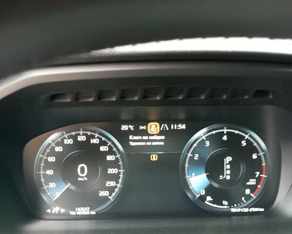 Белый Вольво ХС90, объемом двигателя 1.97 л и пробегом 145 тыс. км за 35000 $, фото 6 на Automoto.ua