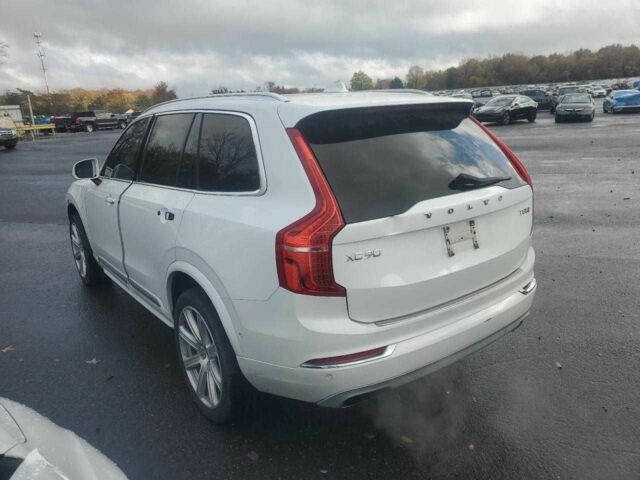 Белый Вольво ХС90, объемом двигателя 2 л и пробегом 88 тыс. км за 18000 $, фото 6 на Automoto.ua