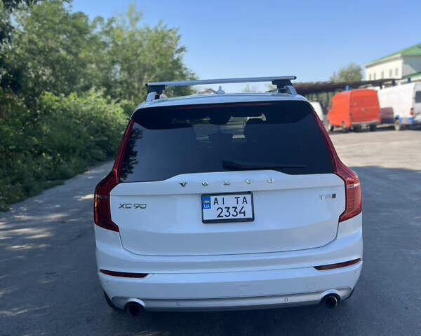 Белый Вольво ХС90, объемом двигателя 1.97 л и пробегом 69 тыс. км за 39000 $, фото 5 на Automoto.ua