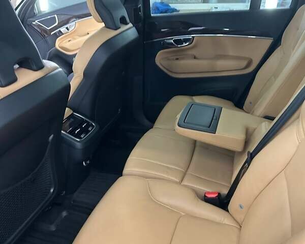 Белый Вольво ХС90, объемом двигателя 1.97 л и пробегом 149 тыс. км за 32400 $, фото 16 на Automoto.ua