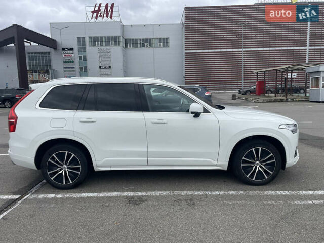 Белый Вольво ХС90, объемом двигателя 1.97 л и пробегом 178 тыс. км за 40500 $, фото 1 на Automoto.ua