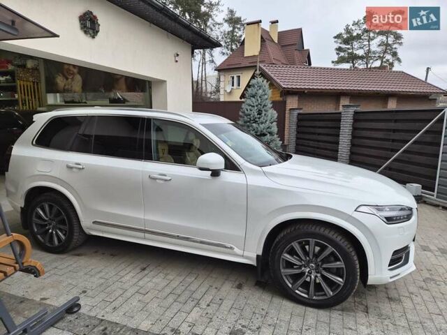 Білий Вольво ХС90, об'ємом двигуна 1.97 л та пробігом 105 тис. км за 41555 $, фото 5 на Automoto.ua