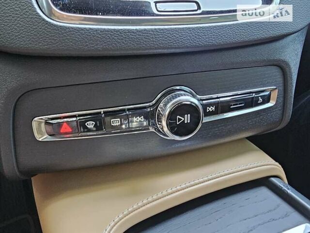 Белый Вольво ХС90, объемом двигателя 1.97 л и пробегом 180 тыс. км за 41500 $, фото 36 на Automoto.ua