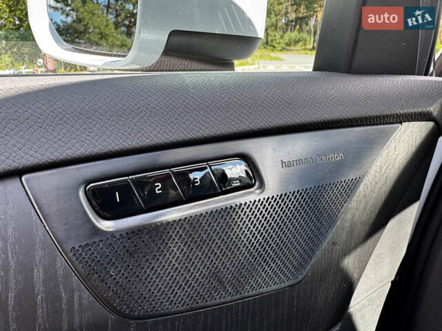 Вольво ХС90 2019 в Киеве на Automoto.ua Белый Вольво ХС90, объемом двигателя 2 л и пробегом 50 тыс. км за 44900 $, фото 9 на Automoto.ua