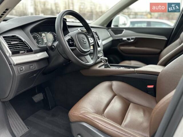 Белый Вольво ХС90, объемом двигателя 1.97 л и пробегом 153 тыс. км за 29999 $, фото 15 на Automoto.ua