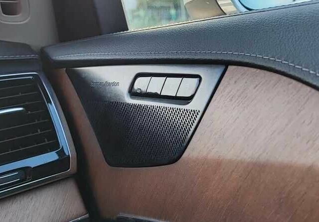 Белый Вольво ХС90, объемом двигателя 0 л и пробегом 89 тыс. км за 28900 $, фото 15 на Automoto.ua