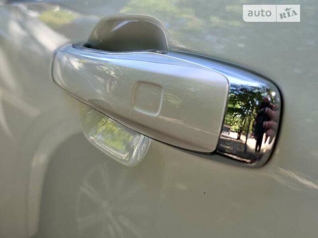 Белый Вольво ХС90, объемом двигателя 1.97 л и пробегом 180 тыс. км за 41500 $, фото 23 на Automoto.ua