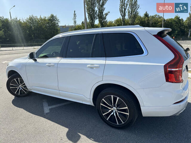 Вольво ХС90 2019 в Киеве на Automoto.ua Белый Вольво ХС90, объемом двигателя 1.97 л и пробегом 126 тыс. км за 41900 $, фото 5 на Automoto.ua