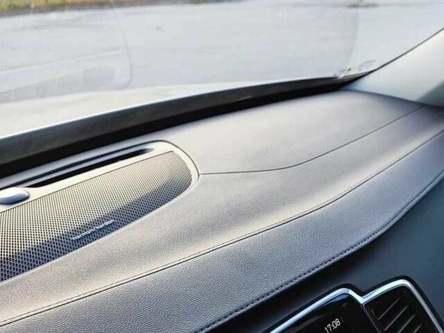 Белый Вольво ХС90, объемом двигателя 0 л и пробегом 89 тыс. км за 28900 $, фото 10 на Automoto.ua