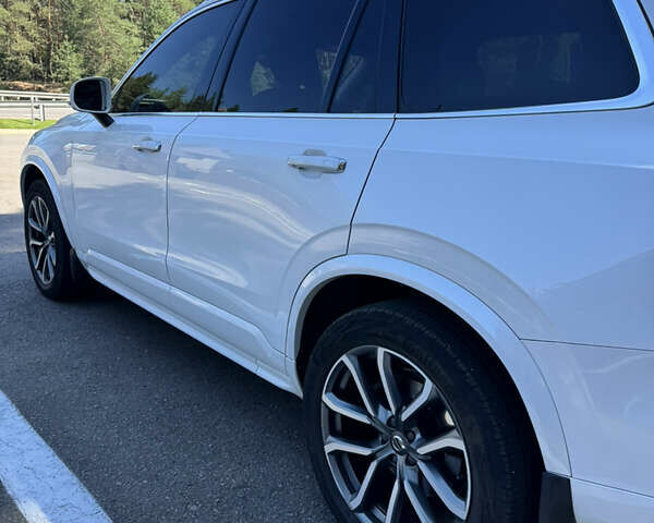 Белый Вольво ХС90, объемом двигателя 1.97 л и пробегом 78 тыс. км за 40000 $, фото 6 на Automoto.ua