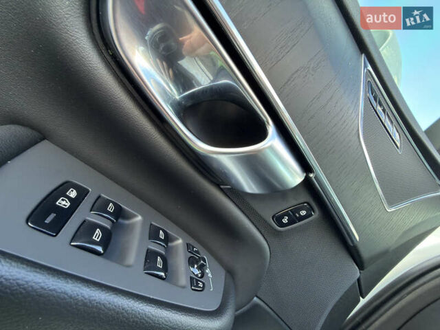 Вольво ХС90 2019 в Черновцах на Automoto.ua Белый Вольво ХС90, объемом двигателя 2 л и пробегом 132 тыс. км за 33300 $, фото 44 на Automoto.ua