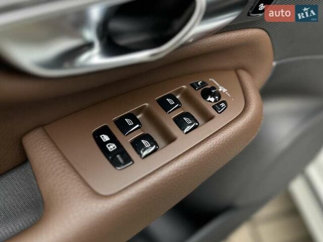 Белый Вольво ХС90, объемом двигателя 1.97 л и пробегом 153 тыс. км за 29999 $, фото 20 на Automoto.ua