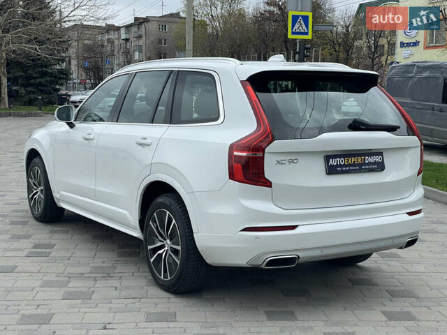 Белый Вольво ХС90, объемом двигателя 1.97 л и пробегом 126 тыс. км за 35000 $, фото 9 на Automoto.ua