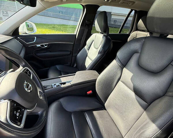 Вольво ХС90 2019 в Киеве на Automoto.ua Белый Вольво ХС90, объемом двигателя 1.97 л и пробегом 137 тыс. км за 34000 $, фото 9 на Automoto.ua