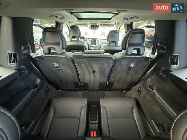 Вольво ХС90 2019 в Черновцах на Automoto.ua Белый Вольво ХС90, объемом двигателя 2 л и пробегом 132 тыс. км за 33300 $, фото 16 на Automoto.ua