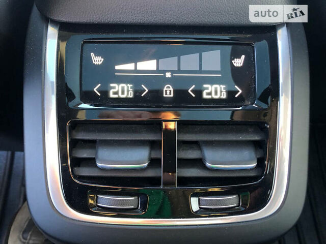 Белый Вольво ХС90, объемом двигателя 2 л и пробегом 33 тыс. км за 39900 $, фото 29 на Automoto.ua