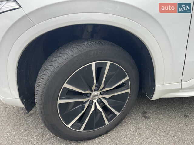 Белый Вольво ХС90, объемом двигателя 1.97 л и пробегом 178 тыс. км за 40500 $, фото 15 на Automoto.ua