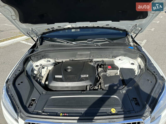 Вольво ХС90 2019 в Киеве на Automoto.ua Белый Вольво ХС90, объемом двигателя 1.97 л и пробегом 126 тыс. км за 41900 $, фото 10 на Automoto.ua