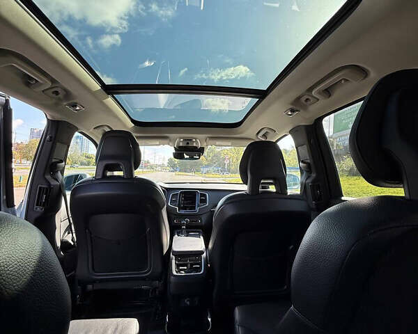 Вольво ХС90 2019 в Киеве на Automoto.ua Белый Вольво ХС90, объемом двигателя 1.97 л и пробегом 137 тыс. км за 34000 $, фото 21 на Automoto.ua