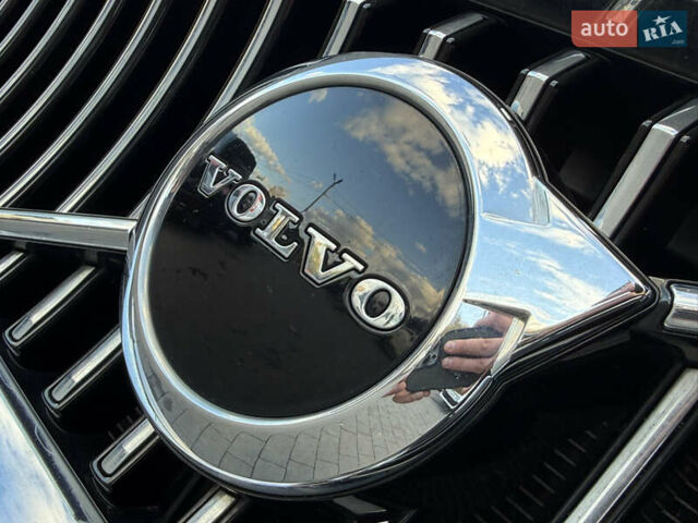 Вольво ХС90 2019 в Черновцах на Automoto.ua Белый Вольво ХС90, объемом двигателя 2 л и пробегом 132 тыс. км за 33300 $, фото 66 на Automoto.ua