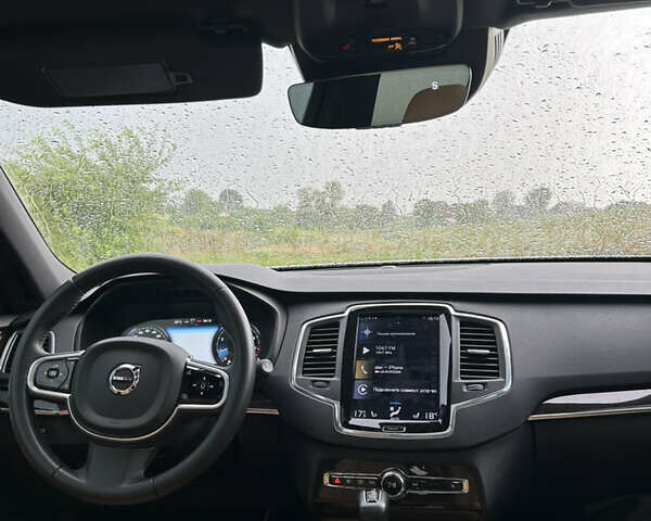 Белый Вольво ХС90, объемом двигателя 1.97 л и пробегом 149 тыс. км за 32400 $, фото 23 на Automoto.ua