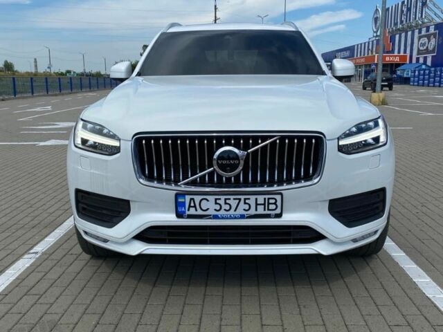 Білий Вольво ХС90, об'ємом двигуна 2 л та пробігом 142 тис. км за 28500 $, фото 1 на Automoto.ua