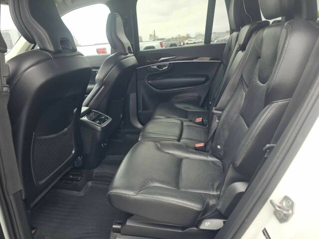 Білий Вольво ХС90, об'ємом двигуна 2 л та пробігом 209 тис. км за 23800 $, фото 6 на Automoto.ua