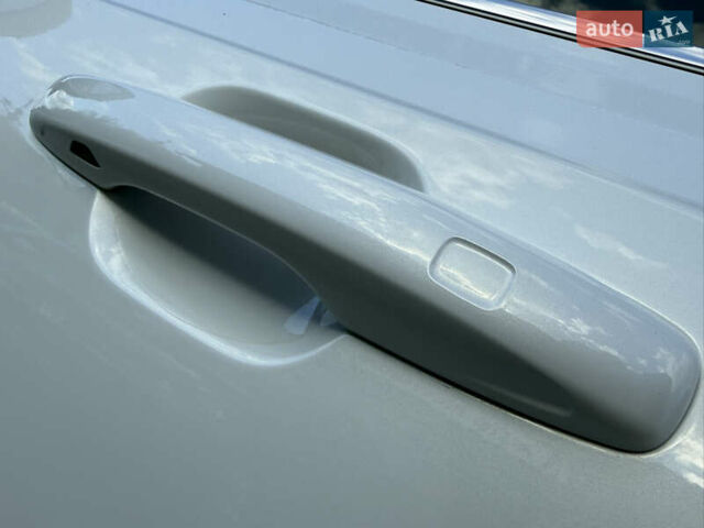 Вольво ХС90 2019 в Черновцах на Automoto.ua Белый Вольво ХС90, объемом двигателя 2 л и пробегом 132 тыс. км за 33300 $, фото 49 на Automoto.ua