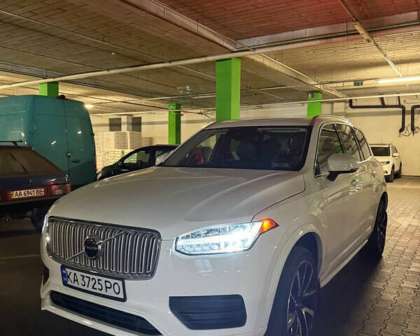 Вольво ХС90 2019 в Киеве на Automoto.ua Белый Вольво ХС90, объемом двигателя 1.97 л и пробегом 137 тыс. км за 34000 $, фото 6 на Automoto.ua