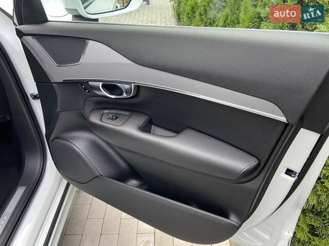 Білий Вольво ХС90, об'ємом двигуна 1.97 л та пробігом 305 тис. км за 31000 $, фото 24 на Automoto.ua