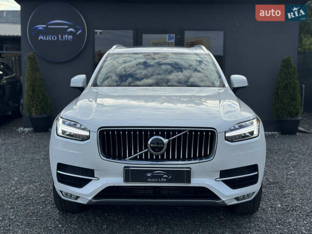 Білий Вольво ХС90, об'ємом двигуна 1.97 л та пробігом 30 тис. км за 35999 $, фото 1 на Automoto.ua