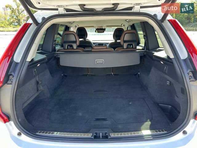 Вольво ХС90 2019 в Киеве на Automoto.ua Белый Вольво ХС90, объемом двигателя 1.97 л и пробегом 126 тыс. км за 41900 $, фото 14 на Automoto.ua