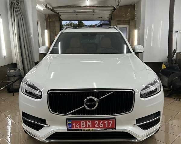 Белый Вольво ХС90, объемом двигателя 1.97 л и пробегом 149 тыс. км за 32400 $, фото 5 на Automoto.ua