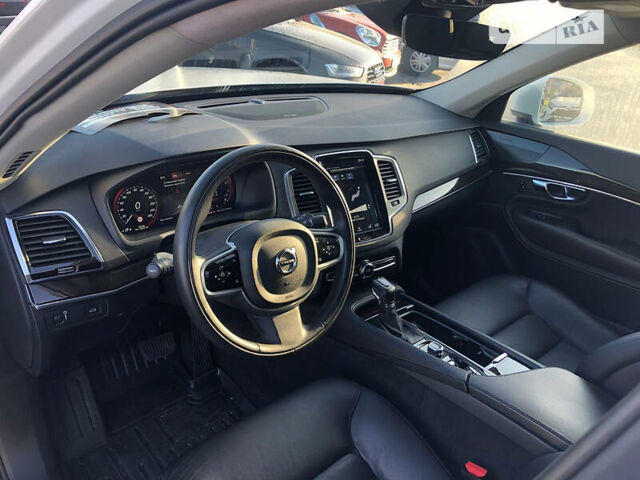 Белый Вольво ХС90, объемом двигателя 2 л и пробегом 33 тыс. км за 39900 $, фото 19 на Automoto.ua